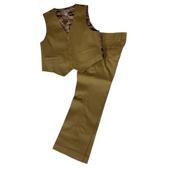 C2 by Calibrate Other - C2‎ by Calibrate dress pants and vest size 4/5
